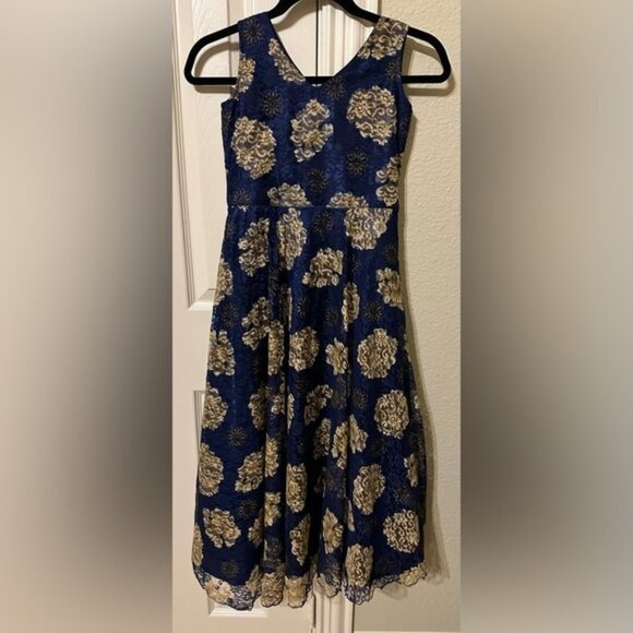 Girls blue and gold lace sleeveless maxi dress - excellent condition size L - Picture 1 of 6